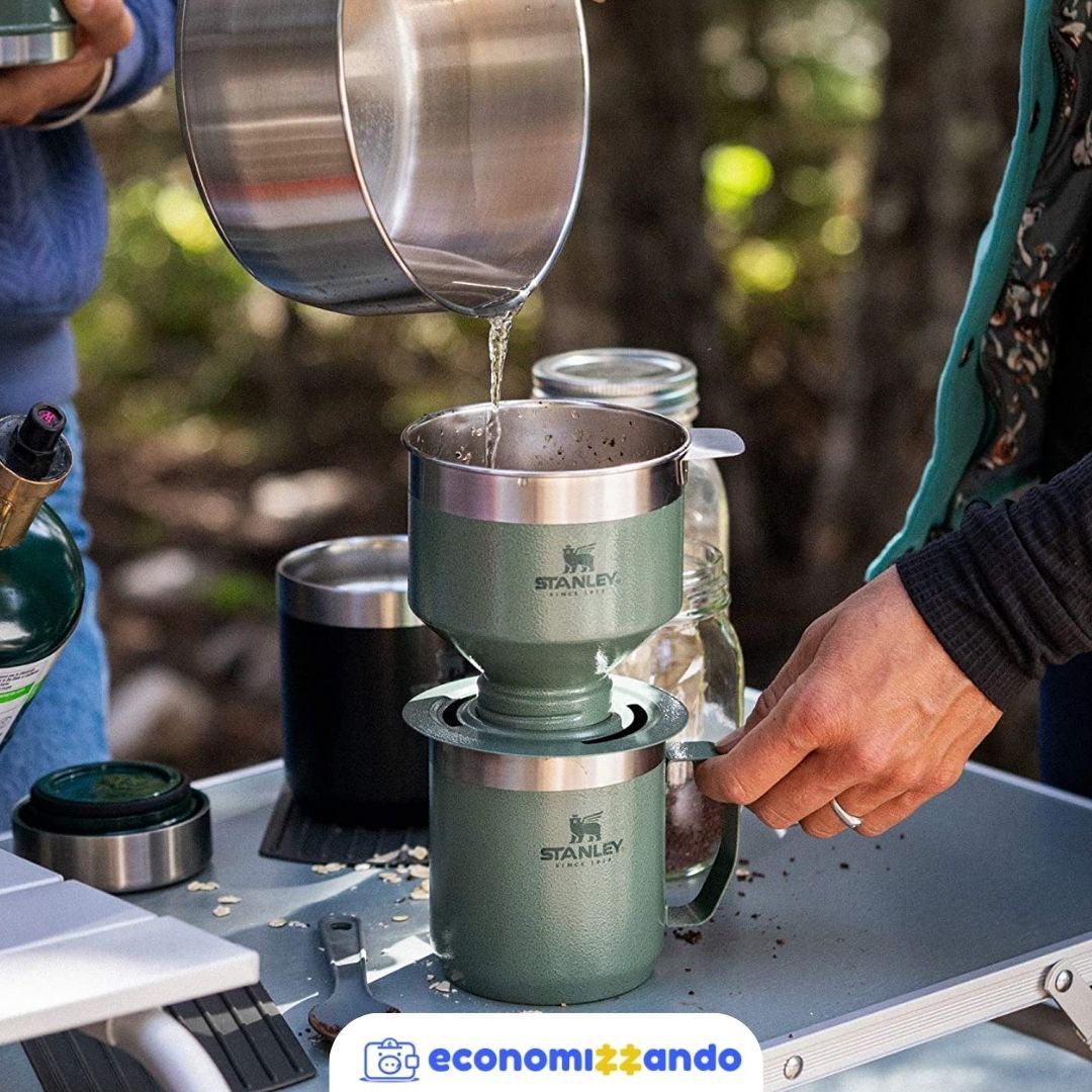 Kit cafeteira e xícara Stanley The Camp Pour Over, filtro de aço inoxidável